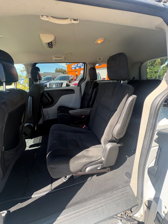 2016 Dodge Grand Caravan Image 8