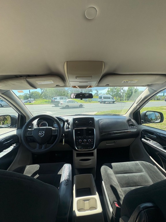 2016 Dodge Grand Caravan Image 11