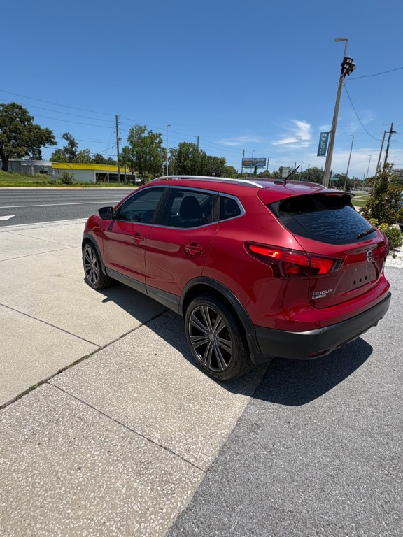 2017 Nissan Rogue Image 11