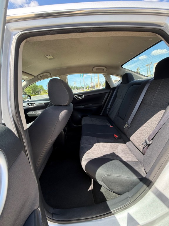 2014 Nissan Sentra Image 5