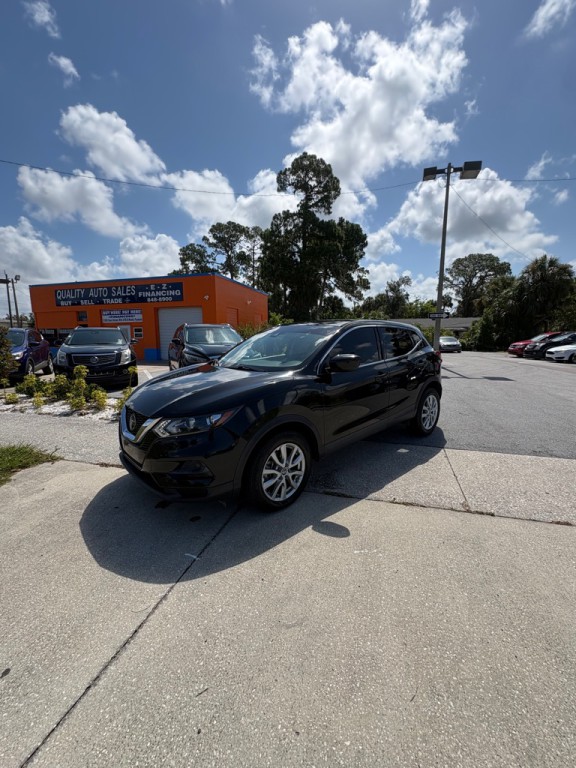 2021 Nissan Rogue Image 1