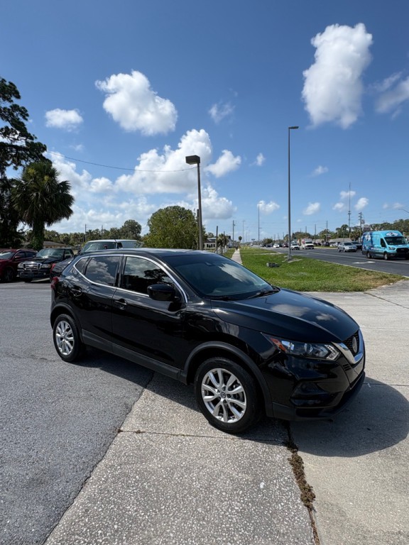 2021 Nissan Rogue Image 3