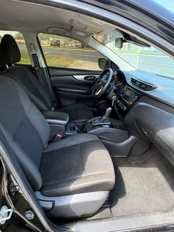 2021 Nissan Rogue Image 4