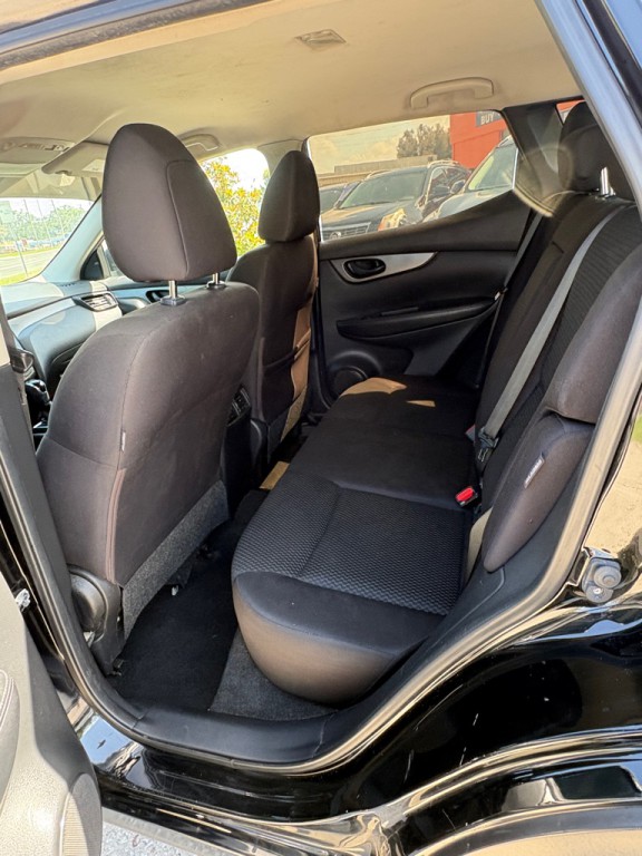 2021 Nissan Rogue Image 9