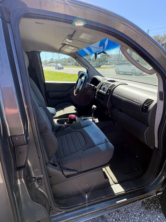 2008 Nissan Frontier Image 5