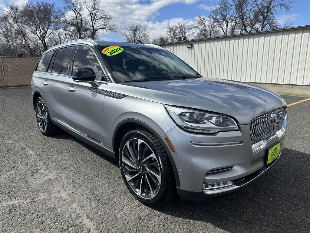 2022 Lincoln Aviator Image 3