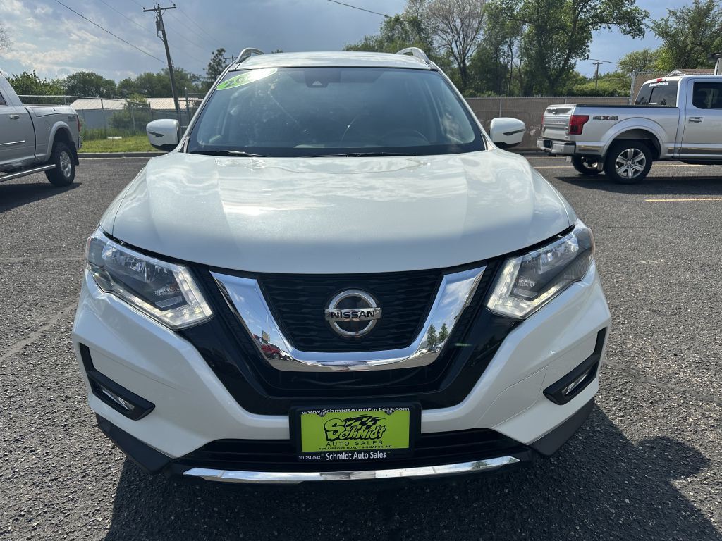 2020 Nissan Rogue Image 2