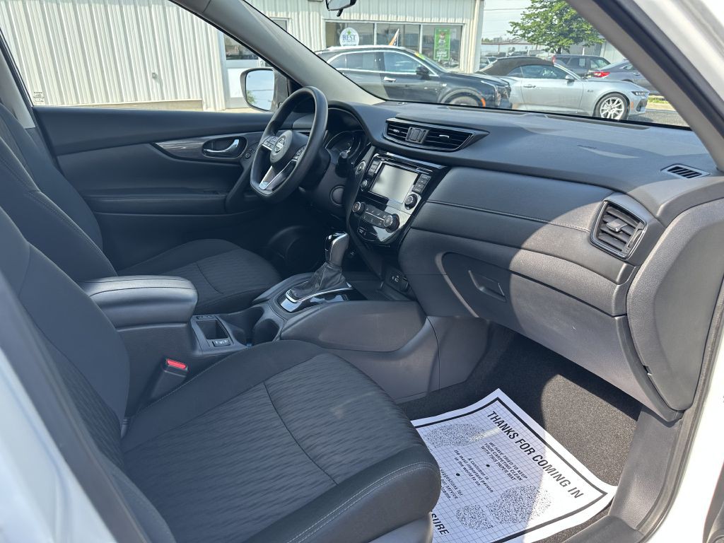 2020 Nissan Rogue Image 13
