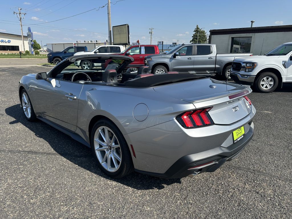2024 Ford Mustang Image 7