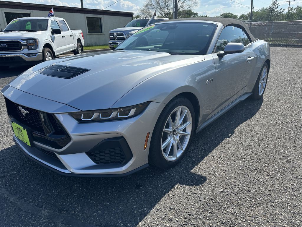 2024 Ford Mustang Image 9