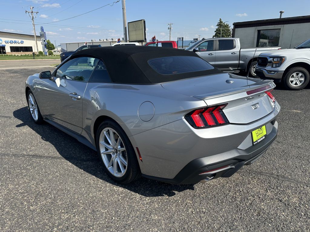 2024 Ford Mustang Image 15