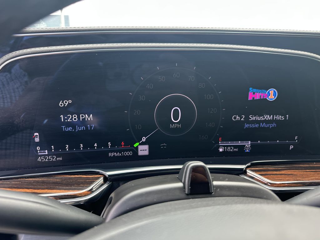 2023 Cadillac Escalade Image 11