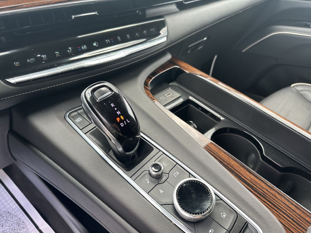 2023 Cadillac Escalade Image 13