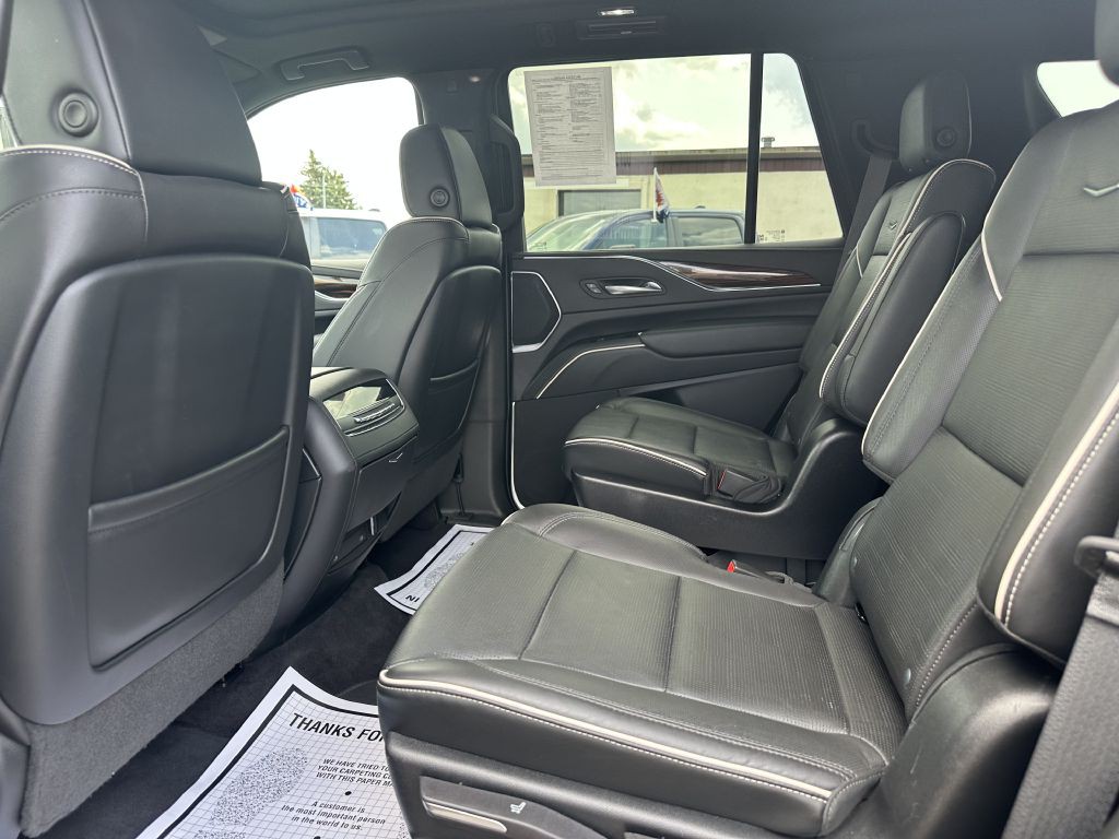 2023 Cadillac Escalade Image 14