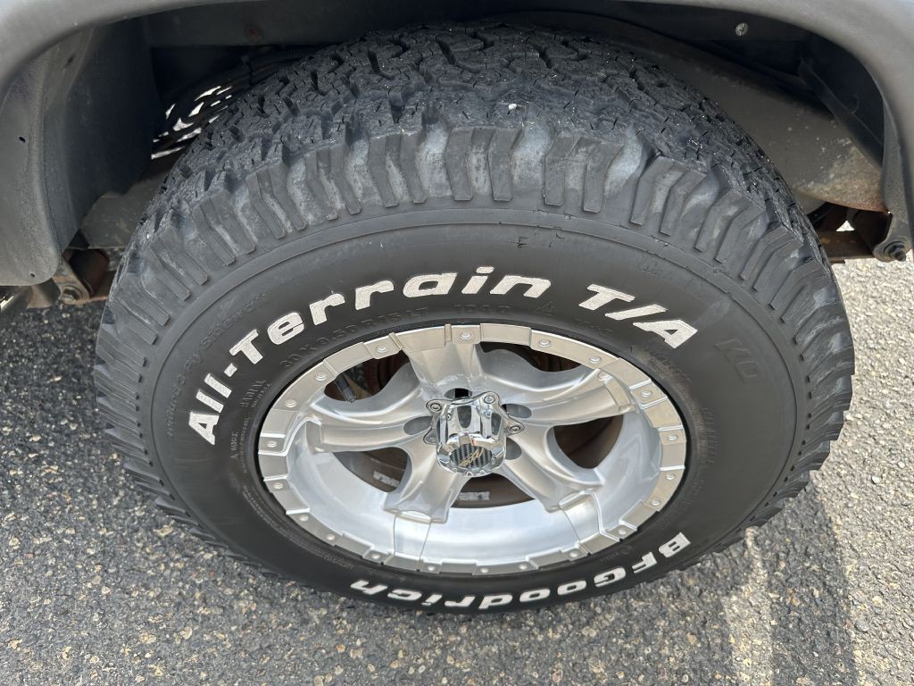 1993 Jeep Wrangler Image 17