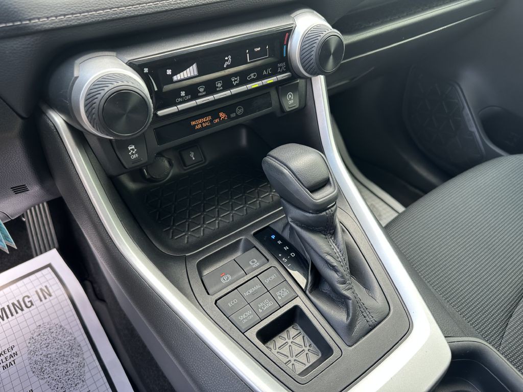 2021 Toyota Rav4 Image 12