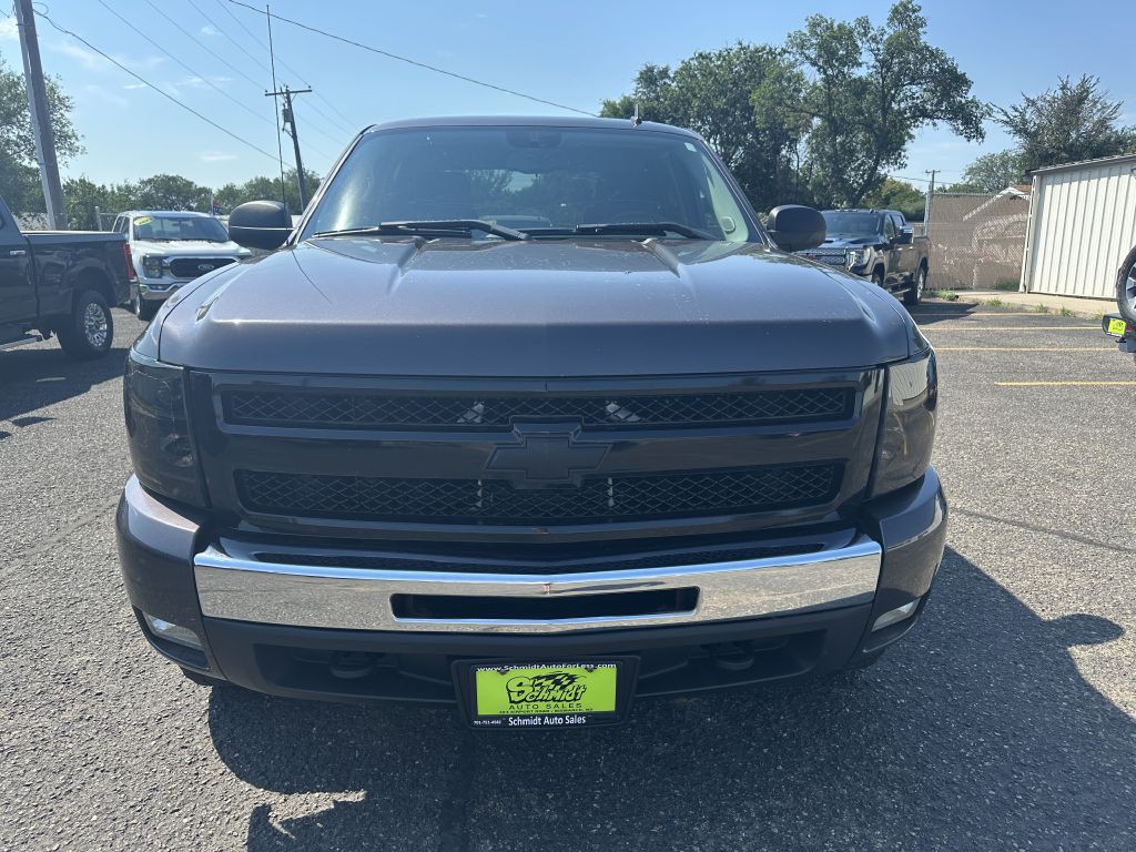 2010 Chevrolet Silverado 1500 Image 2