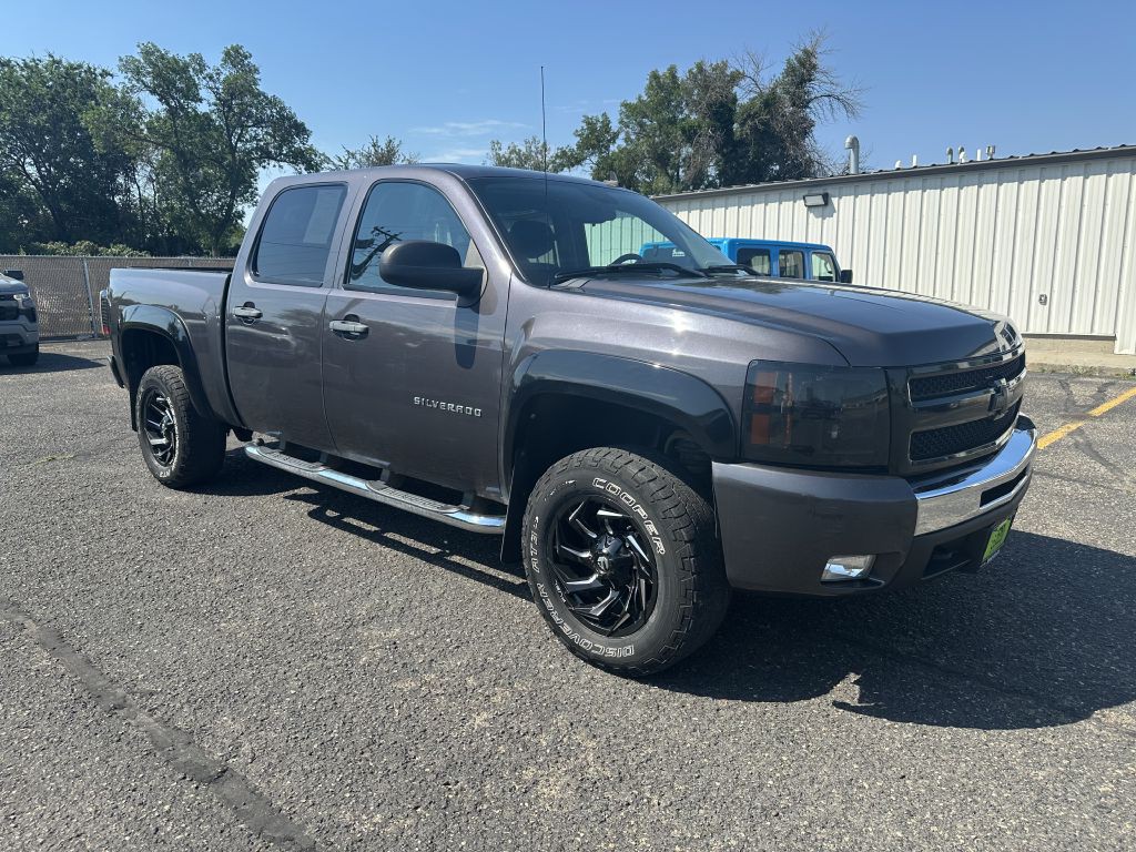 2010 Chevrolet Silverado 1500 Image 3