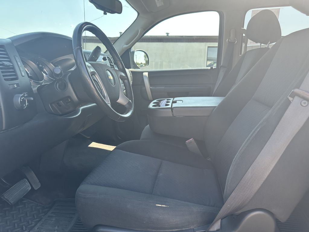 2010 Chevrolet Silverado 1500 Image 9