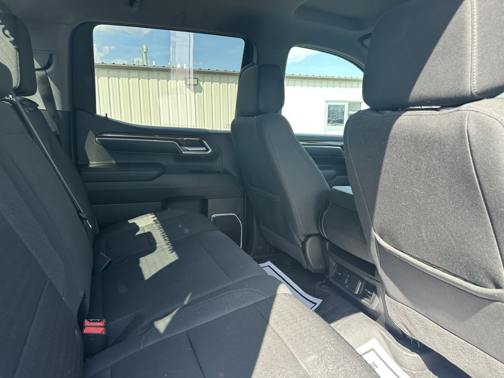2024 Chevrolet Silverado 1500 Image 14