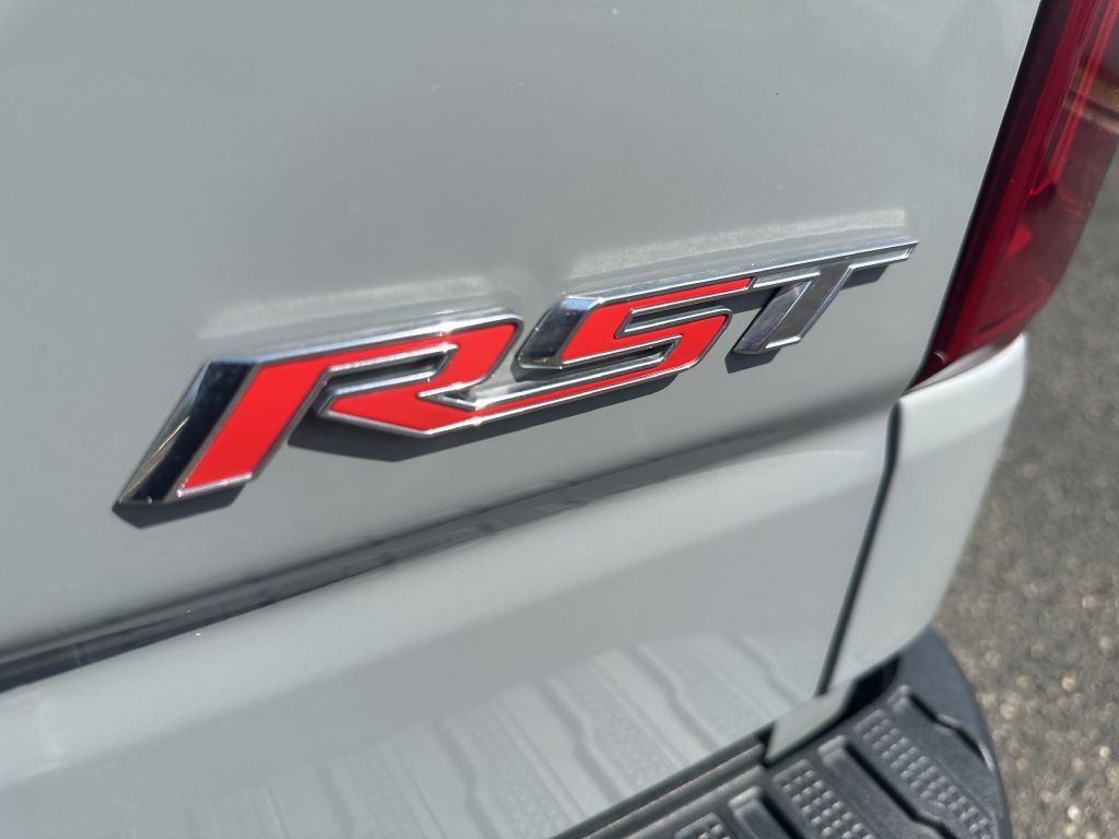 2024 Chevrolet Silverado 1500 Image 16
