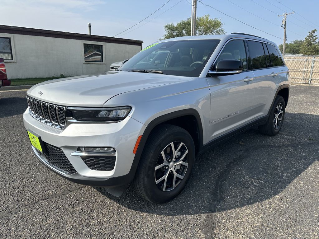 2024 Jeep Grand Cherokee Image 1