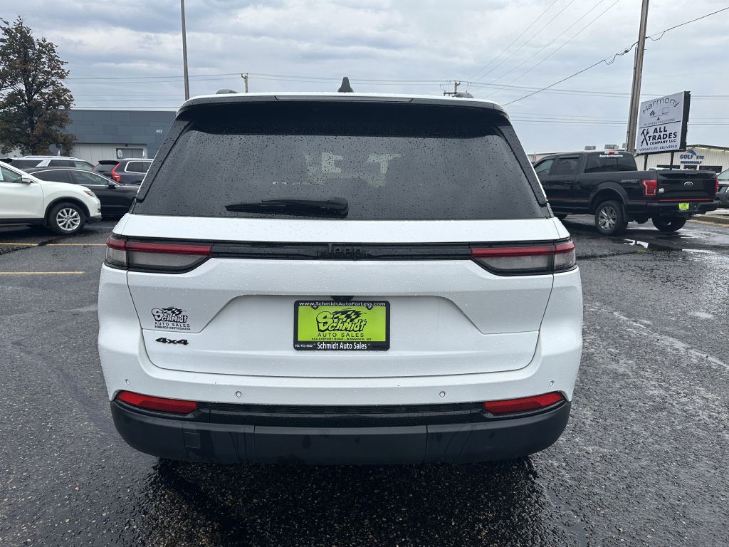 2024 Jeep Grand Cherokee Image 6