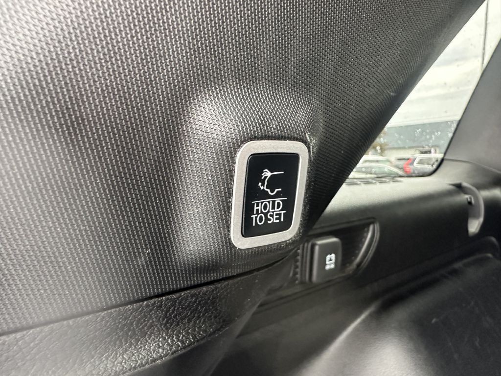 2024 Jeep Grand Cherokee Image 16