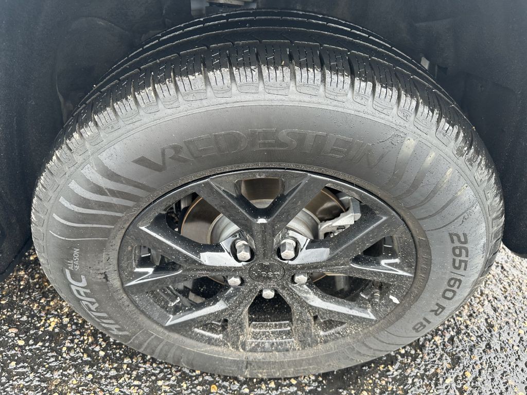 2024 Jeep Grand Cherokee Image 17