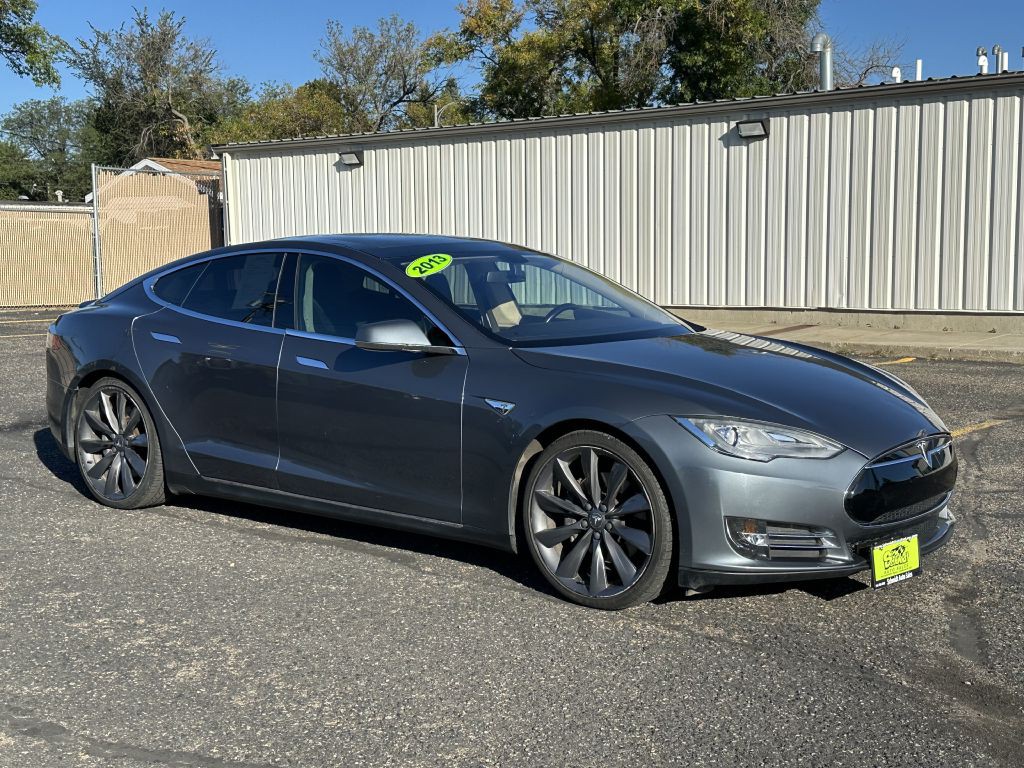 2013 Tesla Model S Image 3