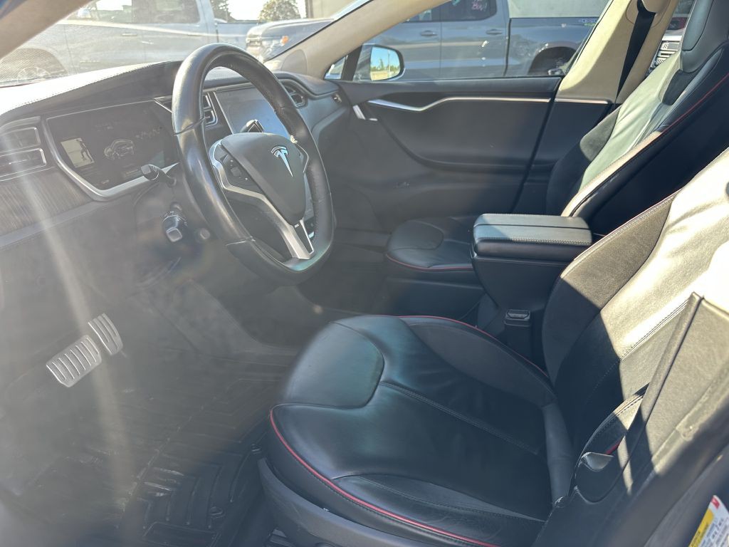 2013 Tesla Model S Image 9