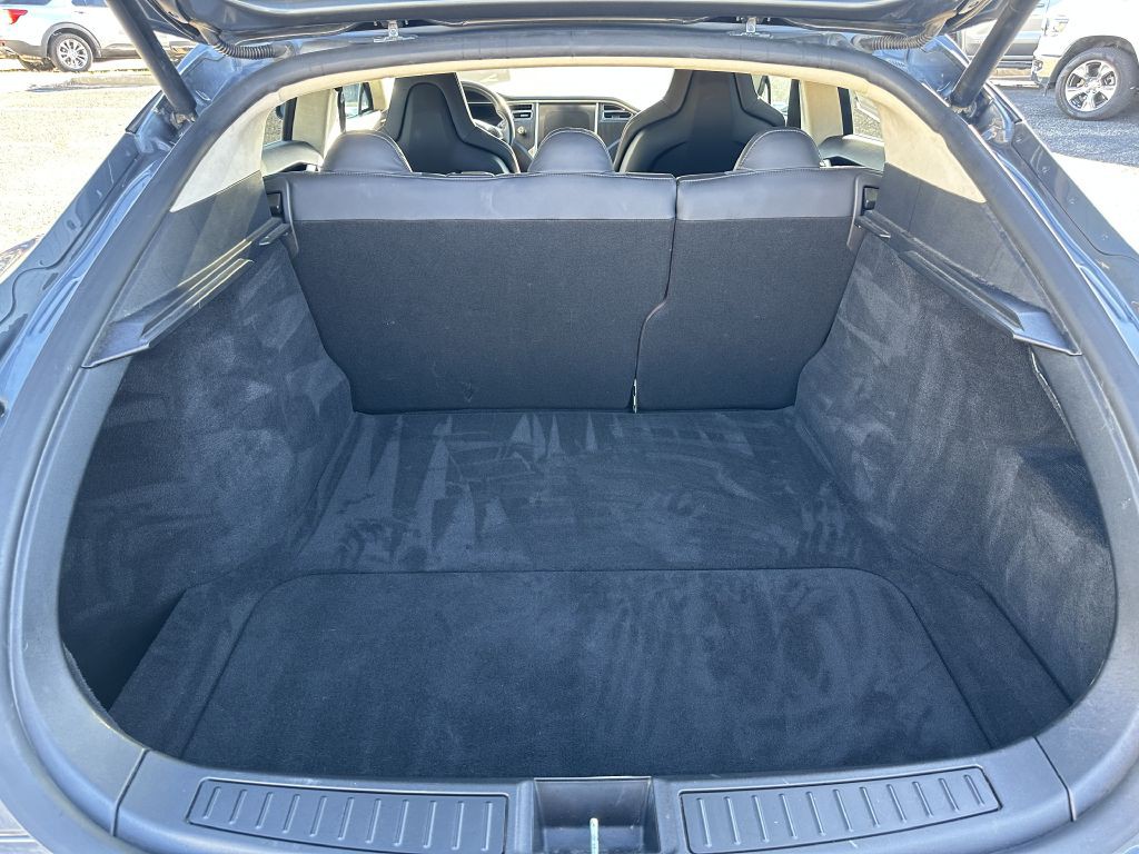 2013 Tesla Model S Image 16