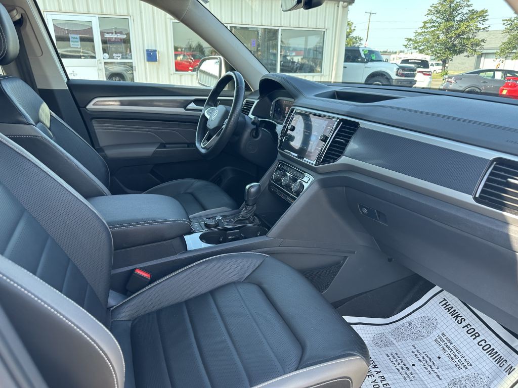 2022 Volkswagen Atlas Image 18