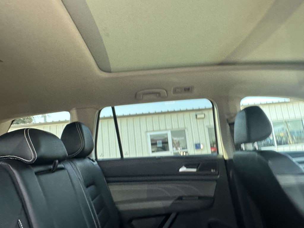 2022 Volkswagen Atlas Image 22