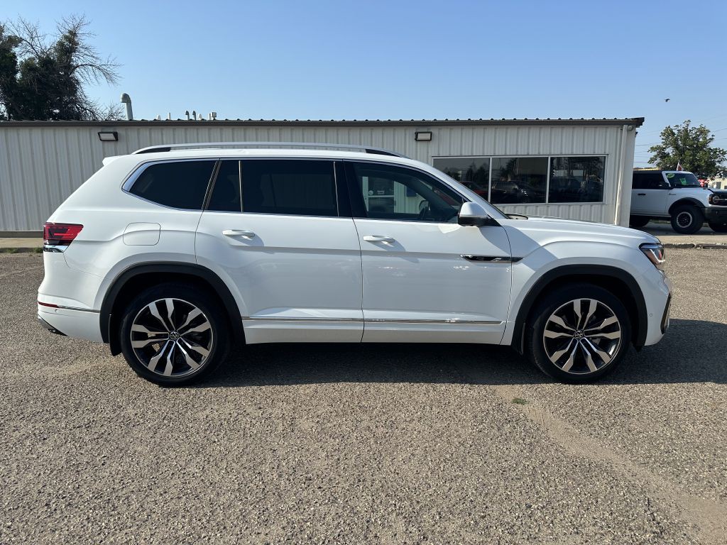 2022 Volkswagen Atlas Image 4