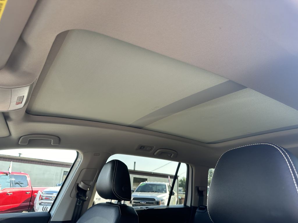 2022 Volkswagen Atlas Image 10