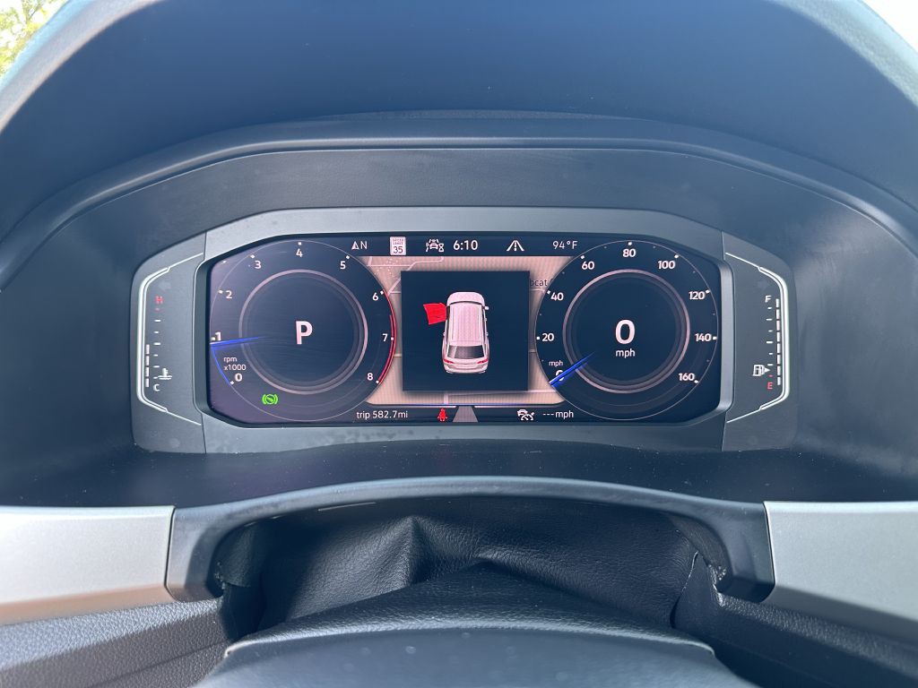 2022 Volkswagen Atlas Image 11