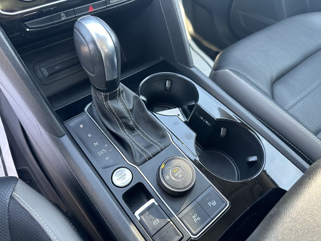 2022 Volkswagen Atlas Image 14