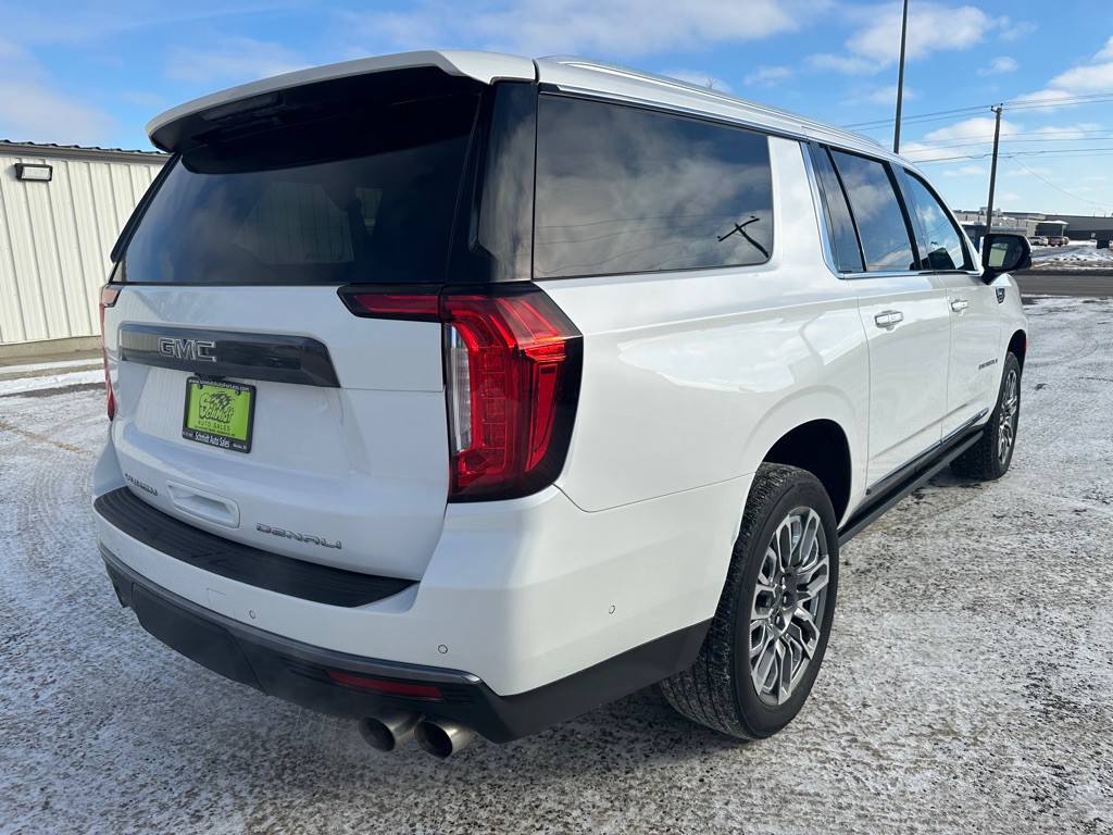 2023 GMC Yukon Image 5