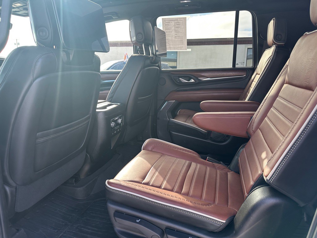 2023 GMC Yukon Image 11