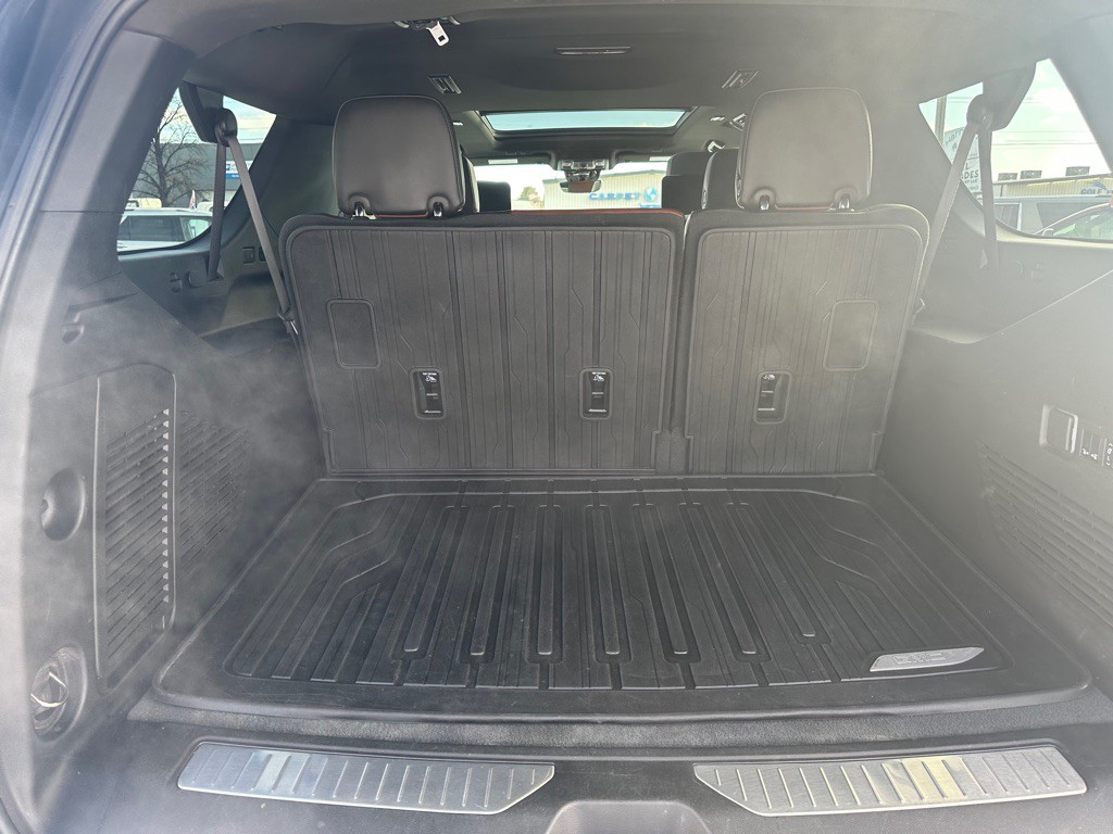 2023 GMC Yukon Image 16