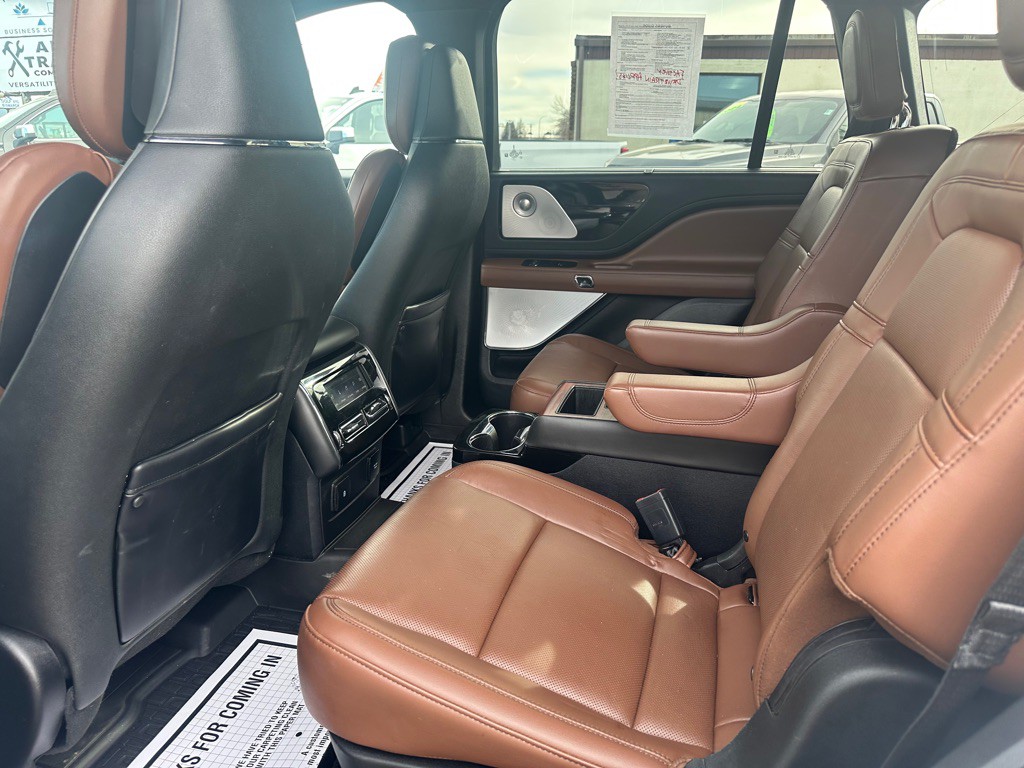 2022 Lincoln Aviator Image 13