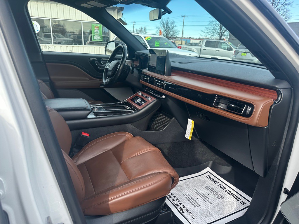 2022 Lincoln Aviator Image 15