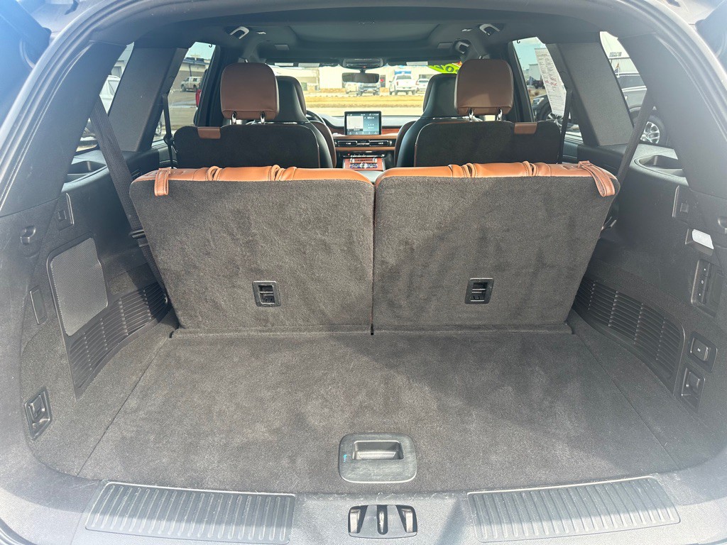 2022 Lincoln Aviator Image 18