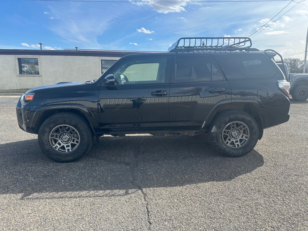 2020 Toyota 4Runner Image 8