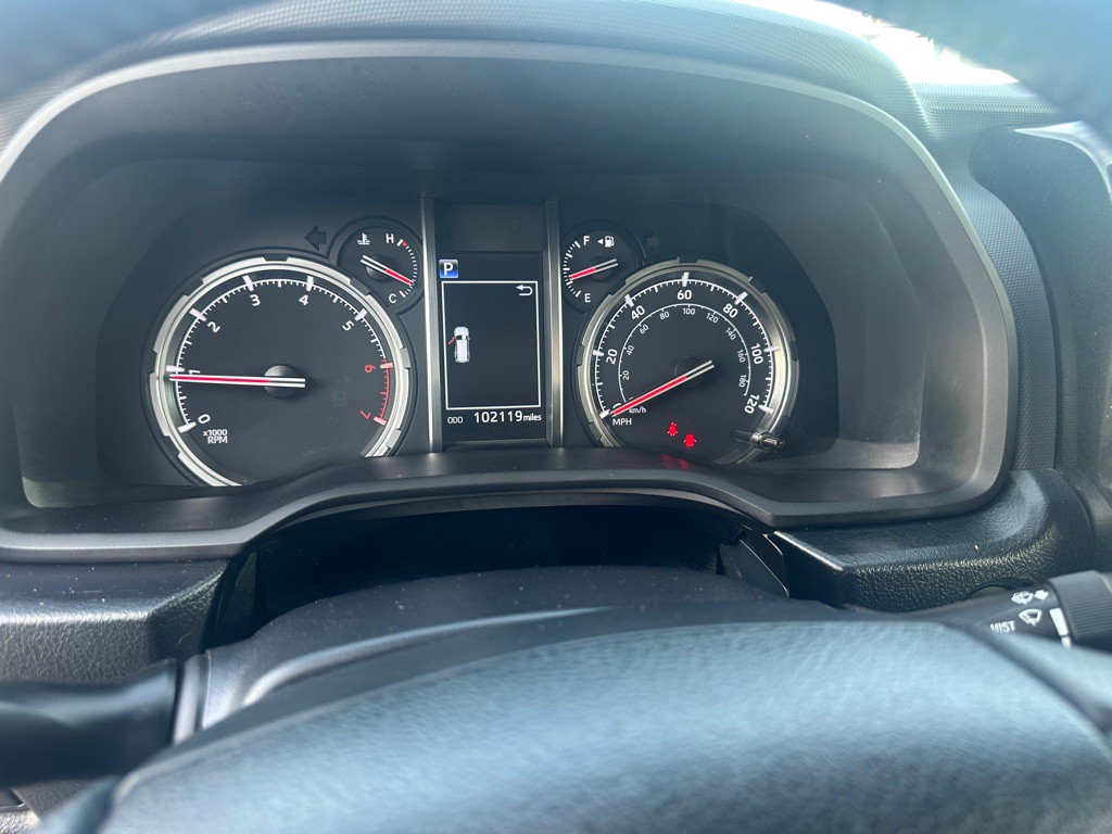 2020 Toyota 4Runner Image 11