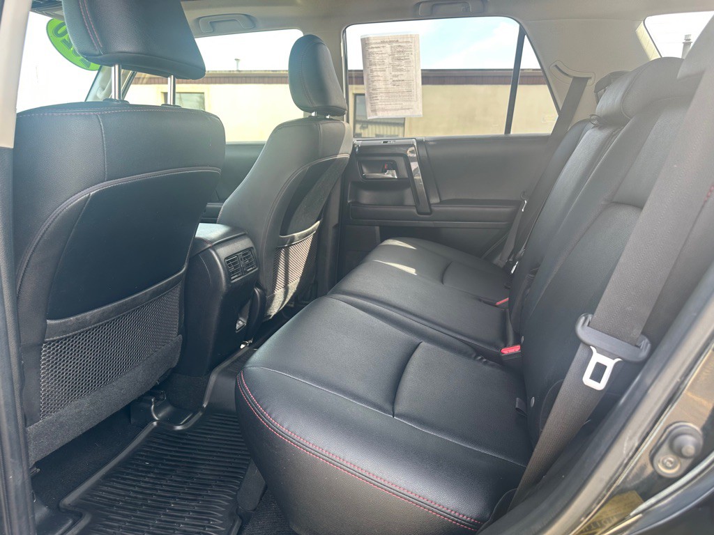 2020 Toyota 4Runner Image 13