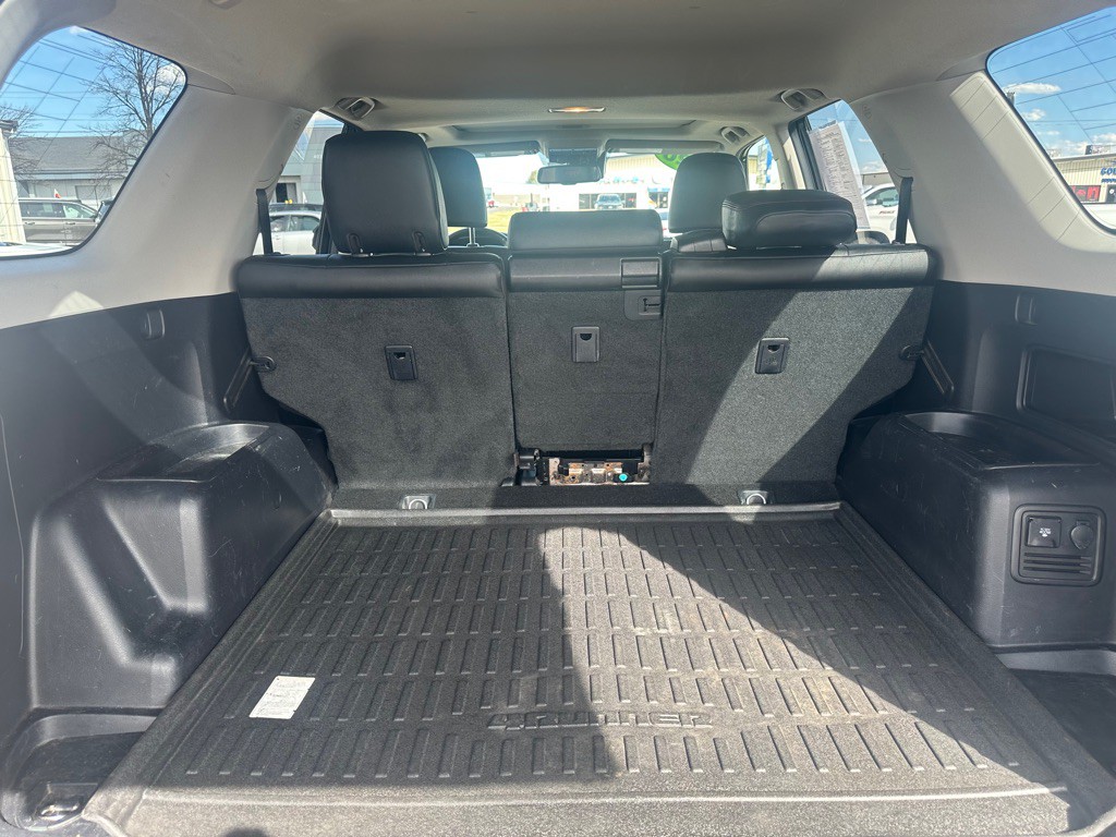 2020 Toyota 4Runner Image 16