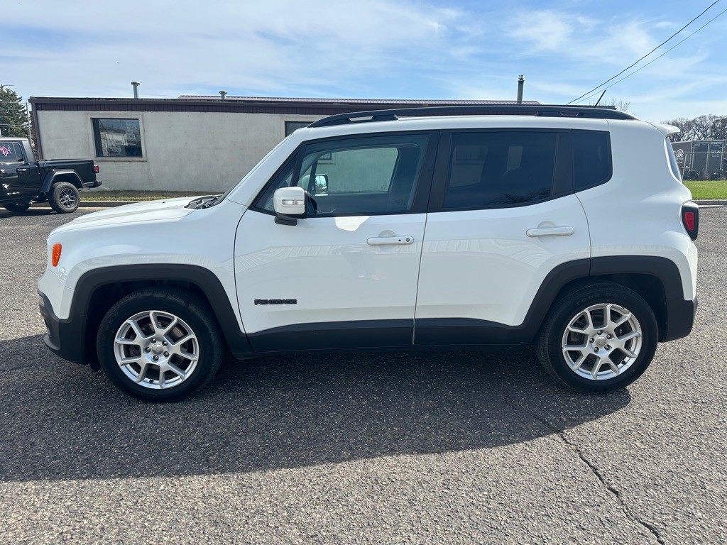 2017 Jeep Renegade Image 8