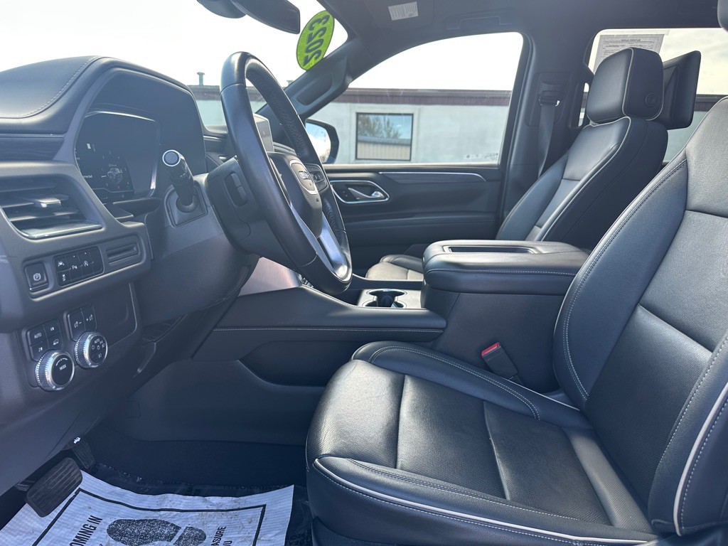 2023 GMC Yukon Image 9